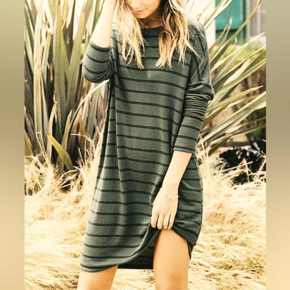 Billabong Green Striped Long Sleeve Boho Shirt Long Sleeve Sweater Dress